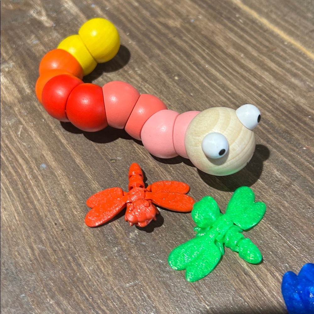 3D Printer & Rainbow Caterpillar and Assorted Colorful Kids Toy Figures New - Picture 2 of 4